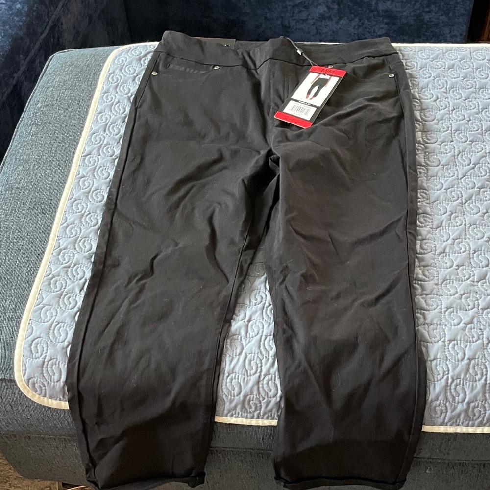 Mario Serrani Classic Black Cropped Pants